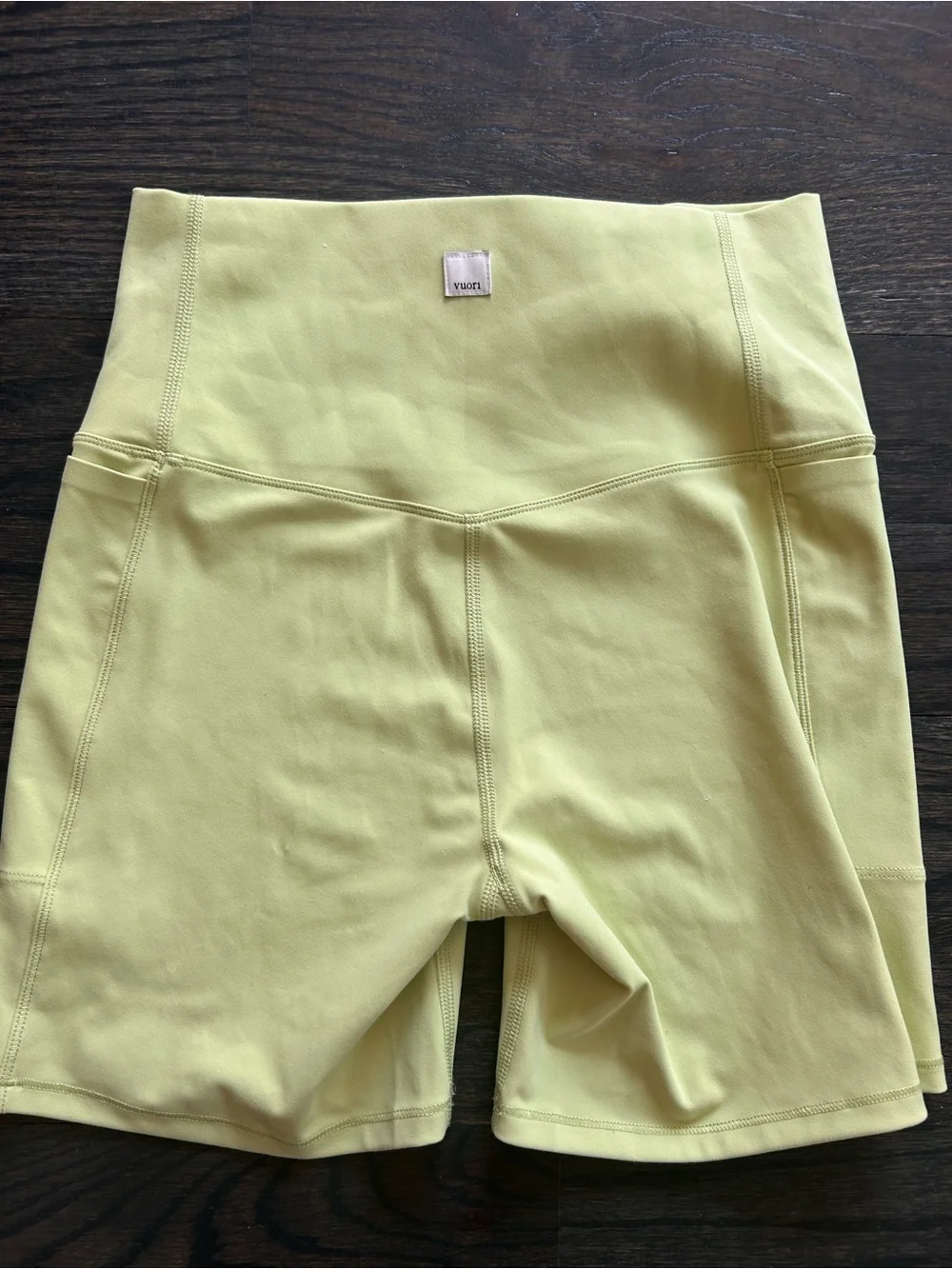 Vuori All the Form High-Waist Women’s Active Shorts with Pockets - Picture 2 of 3